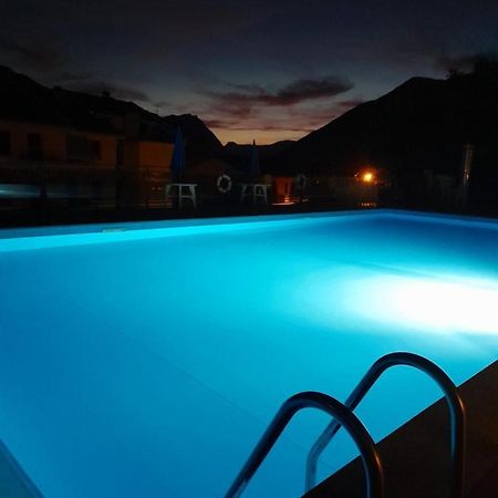 Valsassina Rent Lägenhet Introbio Exteriör bild